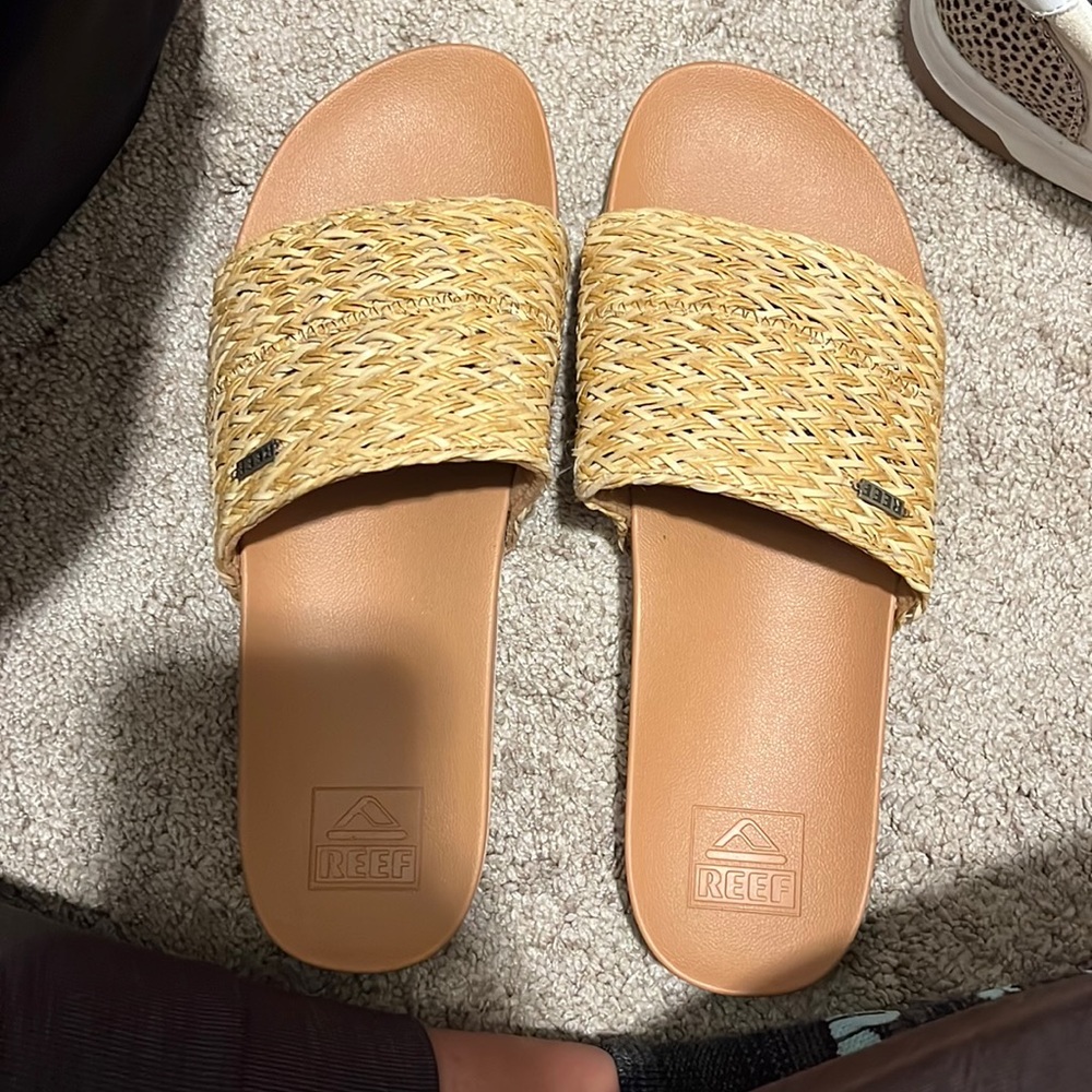 Reef Sandals size 10